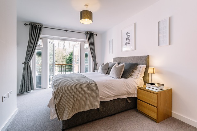 bedroom-5772286_640.jpg